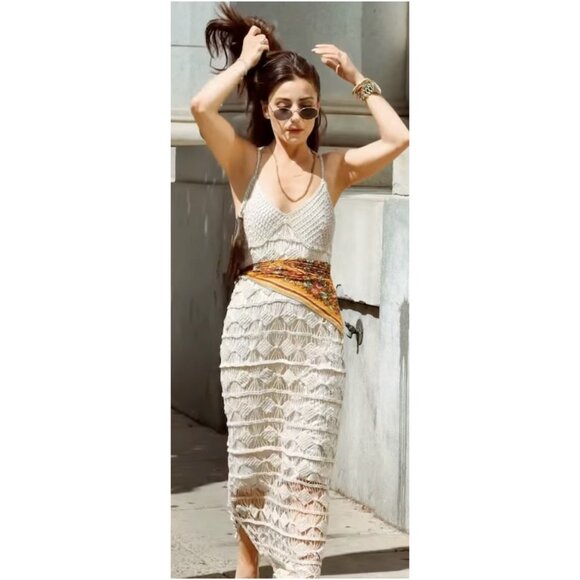 SAACHI Diamond Crochet Knit Cover Up Dress in Ivory Size Small - Picture 9 of 13